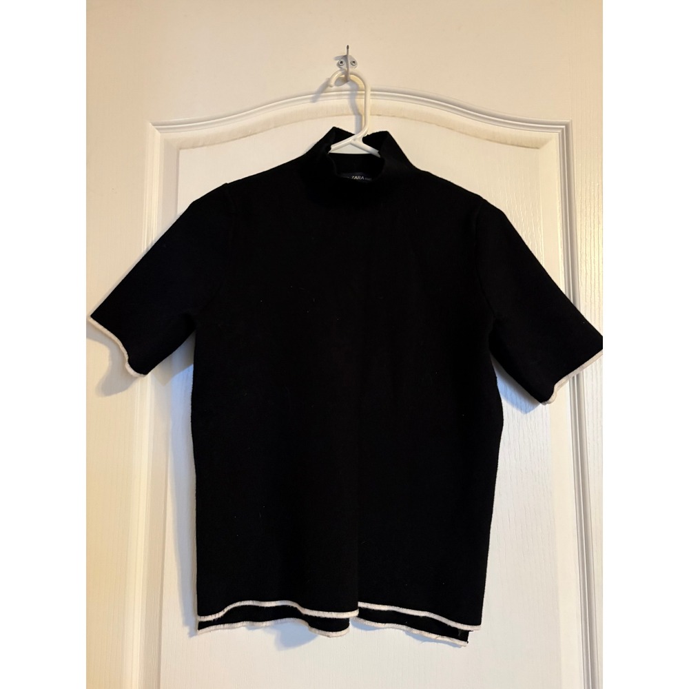 Zara Knit Mock Neck Top Womens Small Black Excellent Short Sleeve Contrast Trim